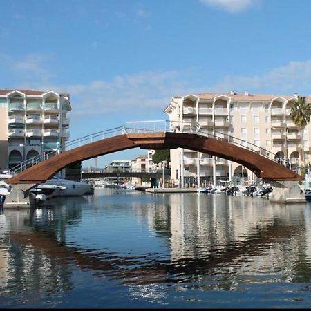 Апартаменты T2/T3 Duplex A Port Frejus Proche De La Mer Экстерьер фото