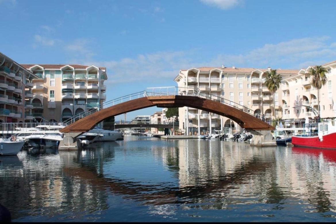 Апартаменты T2/T3 Duplex A Port Frejus Proche De La Mer Экстерьер фото